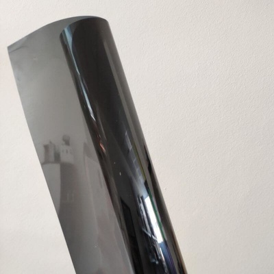 Tmavá čierna fólia na okná Super Dark Black 5% interiérová 0,75x3m