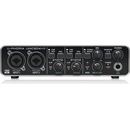 Behringer UMC 204HD