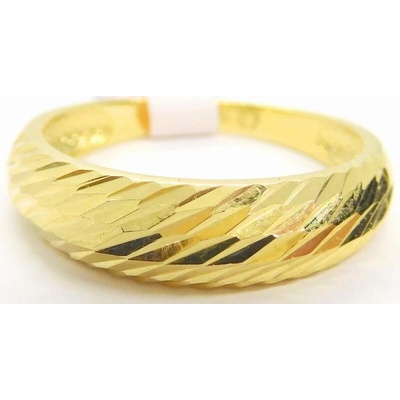 Klenoty Budín Mohutný dámský zlatý prsten s gravírováním HK1190