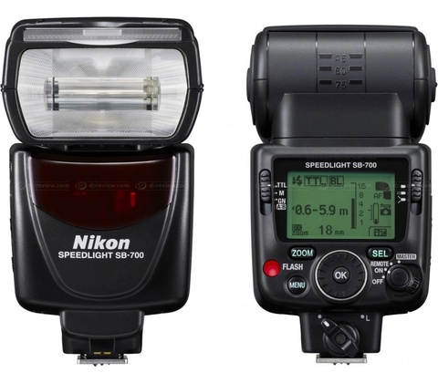 Nikon SB-700