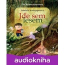 Jde sem lesem