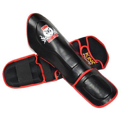 King Fighter Dětské chrániče holení černé CARBON, červený lem velikost: XS