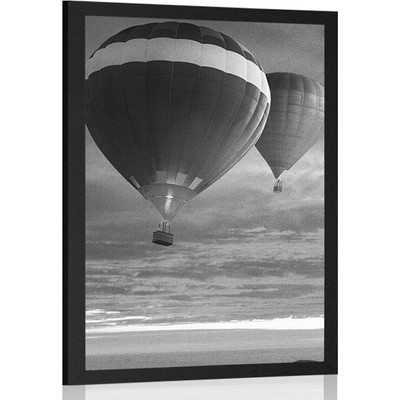 Plakát přelet balónů nad horami v černobílém provedení - 40x60 black