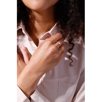 Design Letters Позлатен сребърен пръстен Design Letters (90606003PEARL)