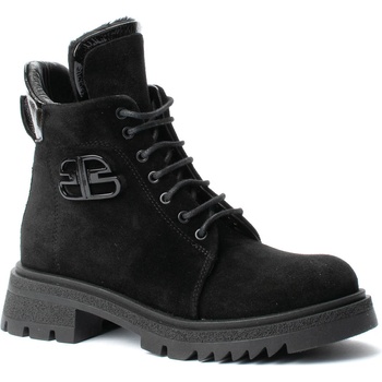 Велурени дамски боти в черен цвят