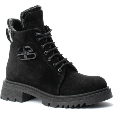 Велурени дамски боти в черен цвят