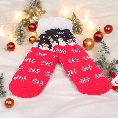 Мъжки коледни чорапи в червено и черно със снежни човеци