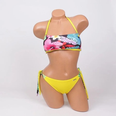 Свеж жълт бански с бюстие и цветя - чашка b