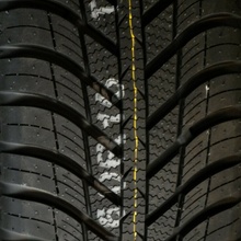 Nexen N'Blue 4Season