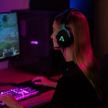 Image 1 of LAMAX Heroes Defender 1