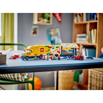 Image 1 of LEGO® City - Yellow Delivery Truck (60440)