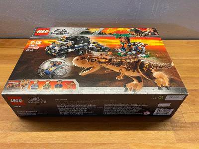 LEGO® Jurassic World 75929 Útěk před Carnotaurem z Gyrosféry