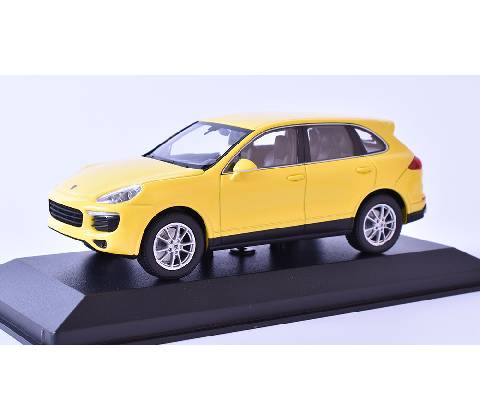 Porsche Cayenne :43