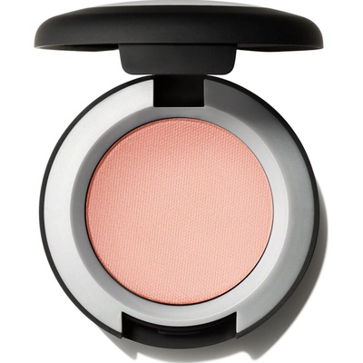MAC Powder Kiss Soft Matte Eyeshadow Očné tiene Béžová unisex 1,5 g