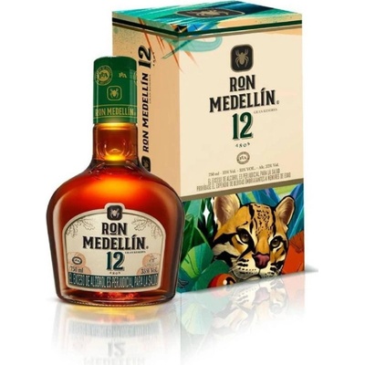 Medellín 12y 40% 0,7 l (holá láhev)