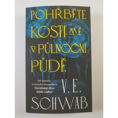 Pohřběte kosti mé v půlnoční půdě