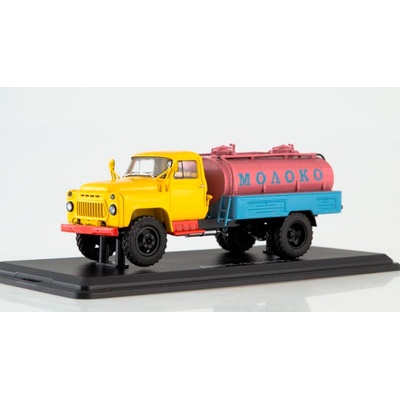 Start Scale Models GAZ-53 ACPT-3 3 Mléko 1:43