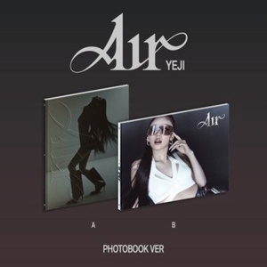 Daniel Shopping s. r. o Yeji (ITZY): Air (Photobook Version With Sound Wave Benefit) - CD (080670)