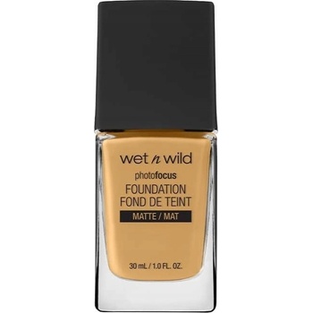 Wet n Wild Photo Focus vysoce krycí zmatňující make-up Classic Beige 30 ml