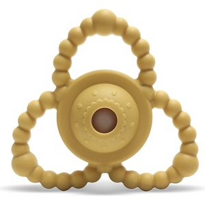 Lorelli Premium СИЛИКОНОВА ГРИЗАЛКА-ДРЪНКАЛКА natural yellow (10210840001)