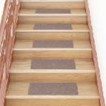 vidaXL Изтривалки за стълби, самозалепващи се, 30 бр. , 60x25 см, светлокафяви, правоъгълни (3365703)