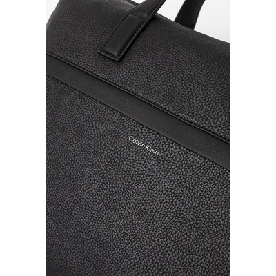 Calvin Klein Чанта Calvin Klein в черно LV04D3082G (LV04D3082G)