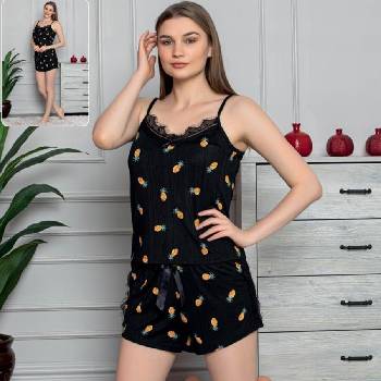 Пижама в черен цвят с ананаси и дантела