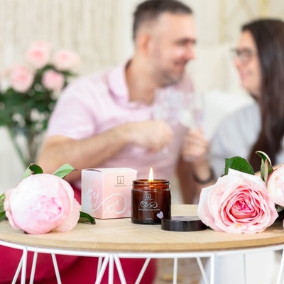 Tvoje Svíčka TY A JÁ RŮŽOVÁ andělika, magnolie, pettitgrain, šalvěj 60ml