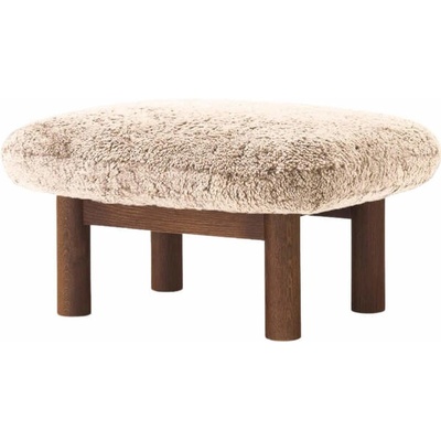 Audo Copenhagen Ottoman Brasilia, Sheepskin nature/dark stained oak