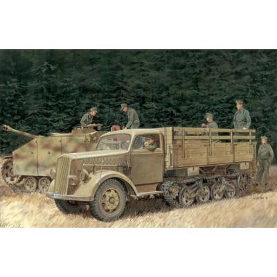 DRAGON Model Kit military 6761 SD.KFZ.3a MAULTIER HALF TRACK1:35