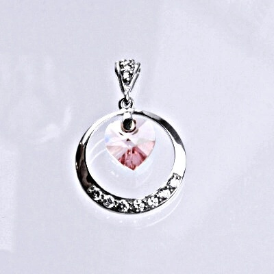 Čištín Stříbrný přívěšek s krystalem Swarovski rose, srdce P 1405