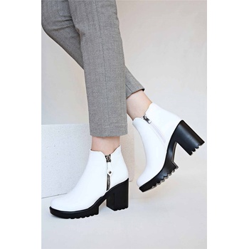 Moda Trend Дамски боти - Бели #312268 (312268_Бяло)