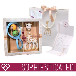  Подаръчен сет от колекцията Sophiesticated с класическа дрънкалка (S000025)