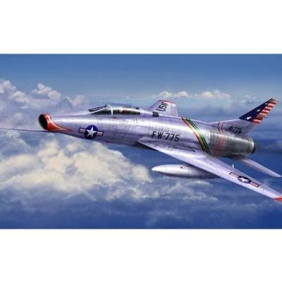 Trumpeter F-100C Super Sabre 01648 1:72