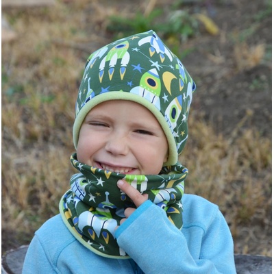 Elastická čepička zateplená Rakety