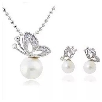 Комплект Бижута пеперуда с перли код 48