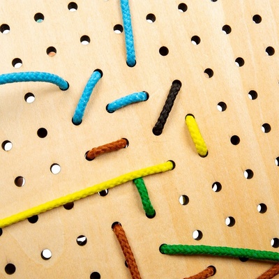 Bigjigs Toys Prevliekacia doska domček