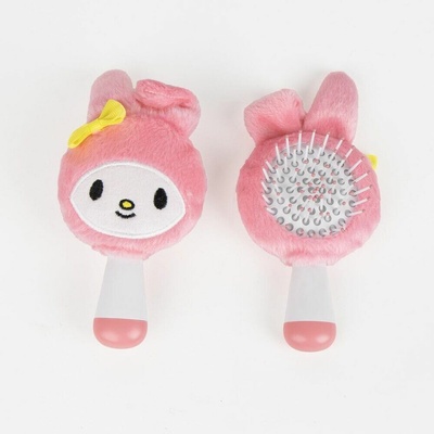 Hello Kitty a Priatelia Plyšová Mini Kefa Na Vlasy, farba Melody
