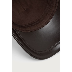 Armani Exchange шапка с козирка дамска от имитация на кожа (XW003046.AF27219)