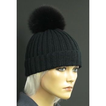 Špongr Luxusná ručne čiapka s kožušinovým brmbolcom 349 čierna