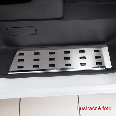 Nášlap nerez ľavý zadný OPEL Vivaro, 2015-2019