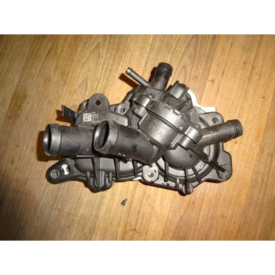 čerpadlo vodní VW Passat B8 3G0 1,4 TSi 110 KW 04E121042P 04E121600BF