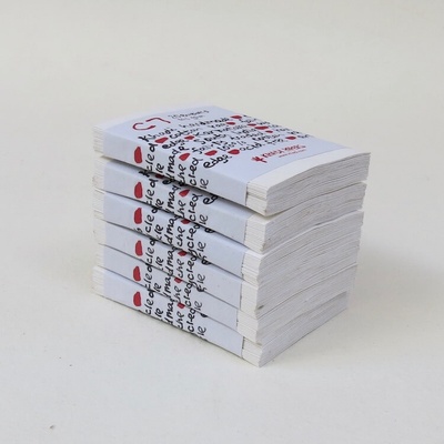 Khadi Obálka 8x11cm z bavlneného papiera zrnitý povrch 1ks