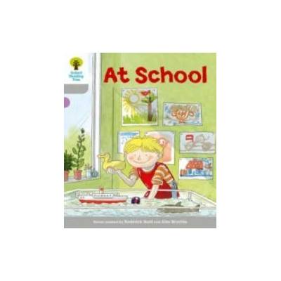 Oxford Reading Tree: Level 1: Wordless Stories A: At School | Roderick Hunt, Thelma Page