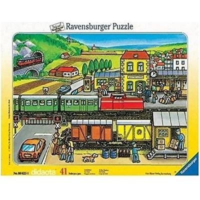 Ravensburger Vlakové nádraží 41 dílků
