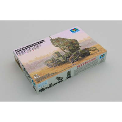Trumpeter M983 HEMTT&M901 Launch. Stat. w/MIM-104 Patriot SAM PAC-2 1:72