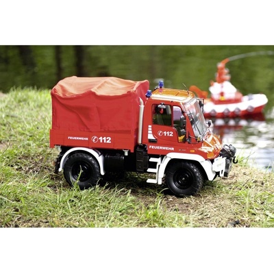 Carson Modellsport MB Unimog U300 Feuerwehr RC model auta elektrický záchranný voz 100% RTR 2,4 GHz vr. akumulát 1:12