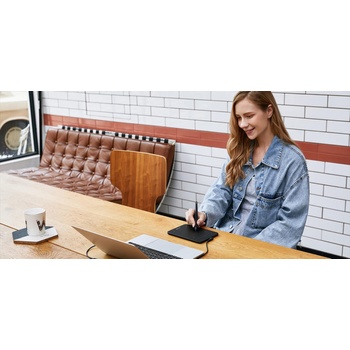 Image 1 of XPPen Deco mini4 (DCM4)