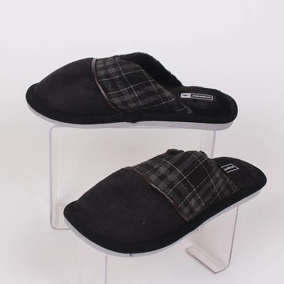 Мъжки домашни пантофи в черно и каре