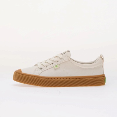 Cariuma Oca Low Gum Off-White
